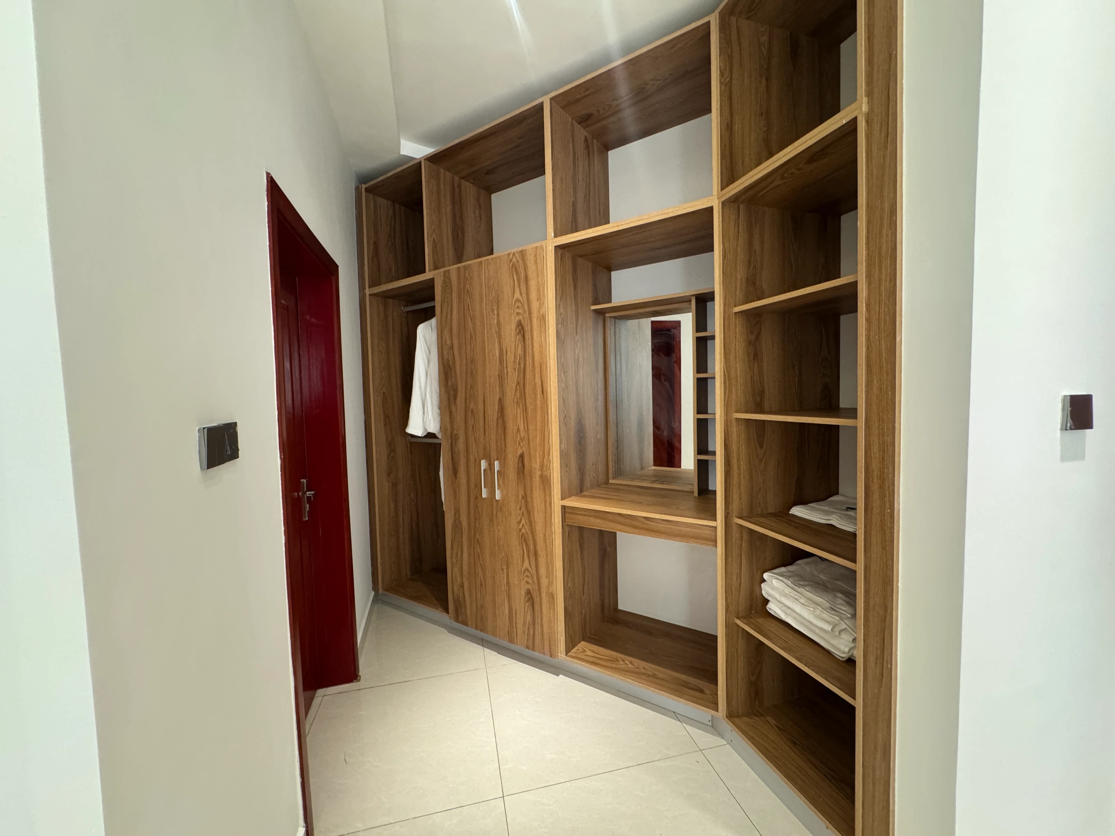 Upper Suite 1 image 4